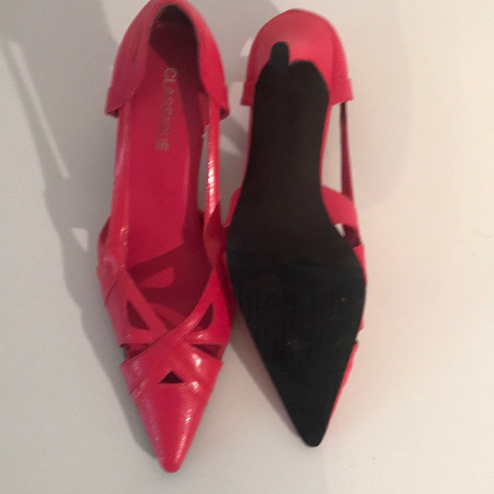 Shoes - Picture 2 of 3
